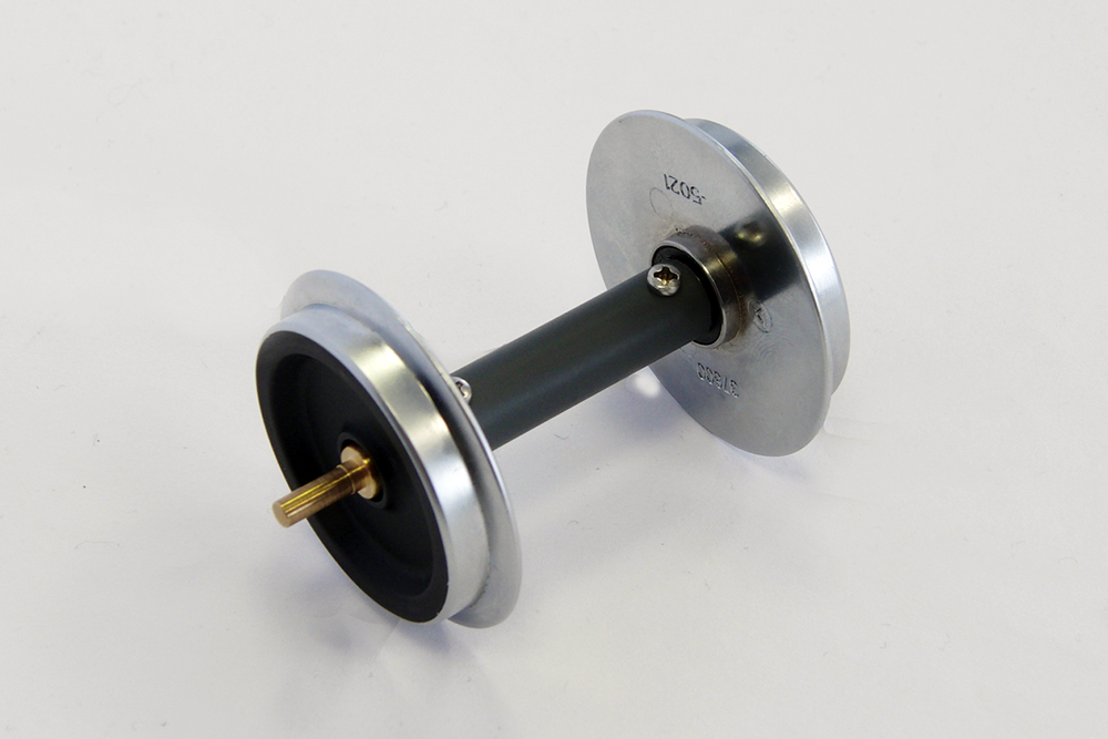 Piko 36168 G Scale Ball Bearing Wheelset with Pickups, 35mm