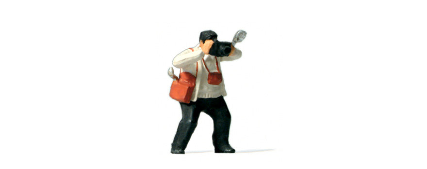 Preiser 28069 HO Scale Photographer Figure