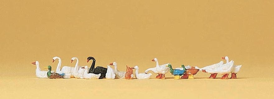 Preiser 14167 HO Scale Ducks, Geese & Swans Figure Set