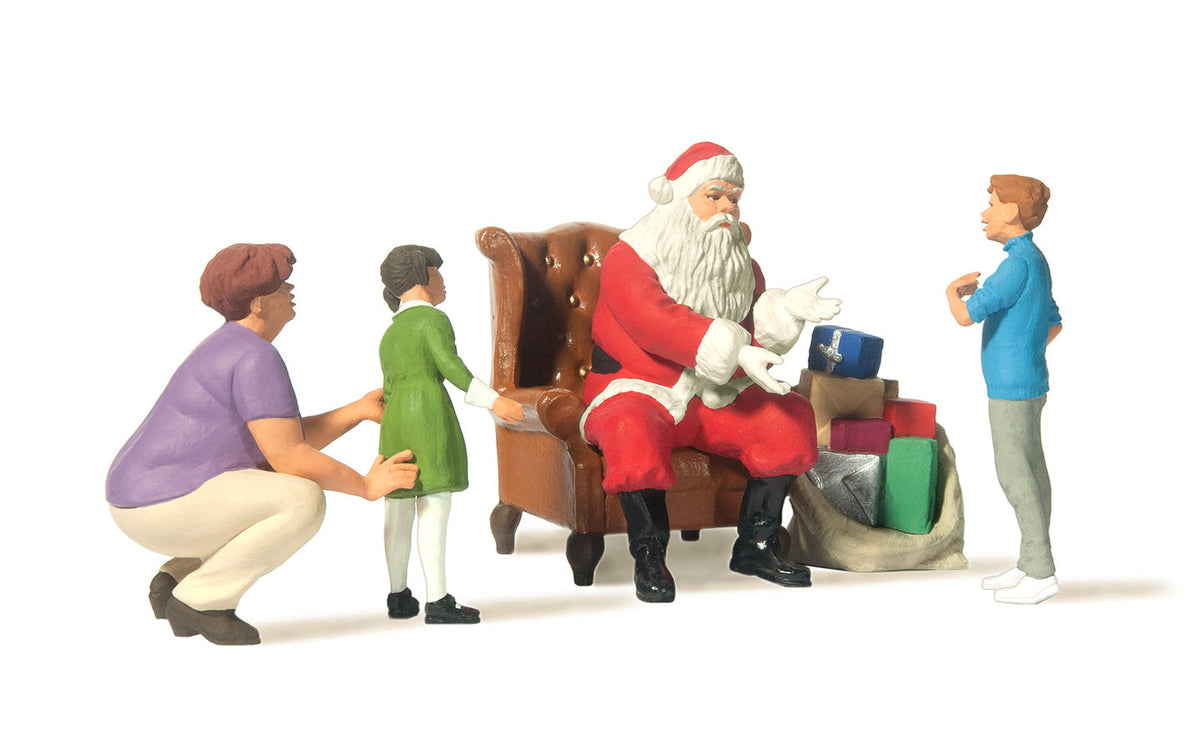 Preiser 44931 G Scale Santa Claus & Mother with Children