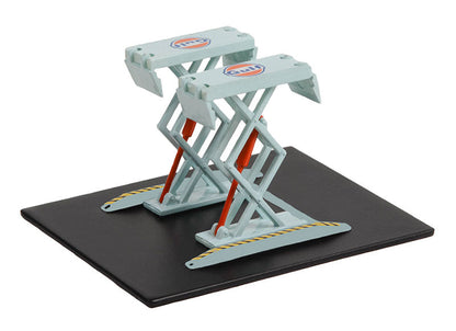 Greenlight 16160-B 1/64 Gulf Oil Double Scissor Lift