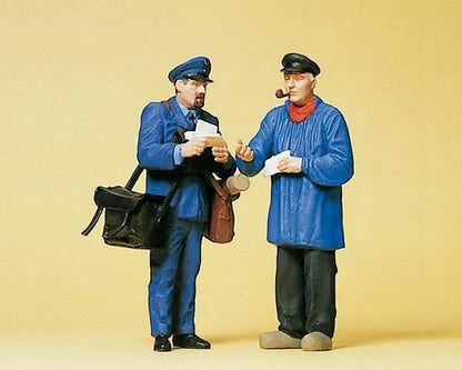 Preiser 45093 G Scale Pedestrians 1/24 Scale - Letter Carrier & Letter Recipient