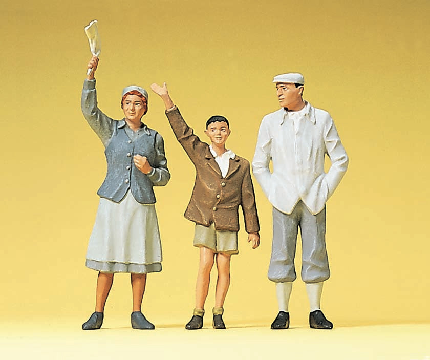 Preiser 45084 G Scale Waving People Pedestrians Figure Set