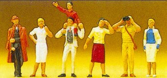 Preiser 10026 HO Scale Pedestrians Railfans Standing