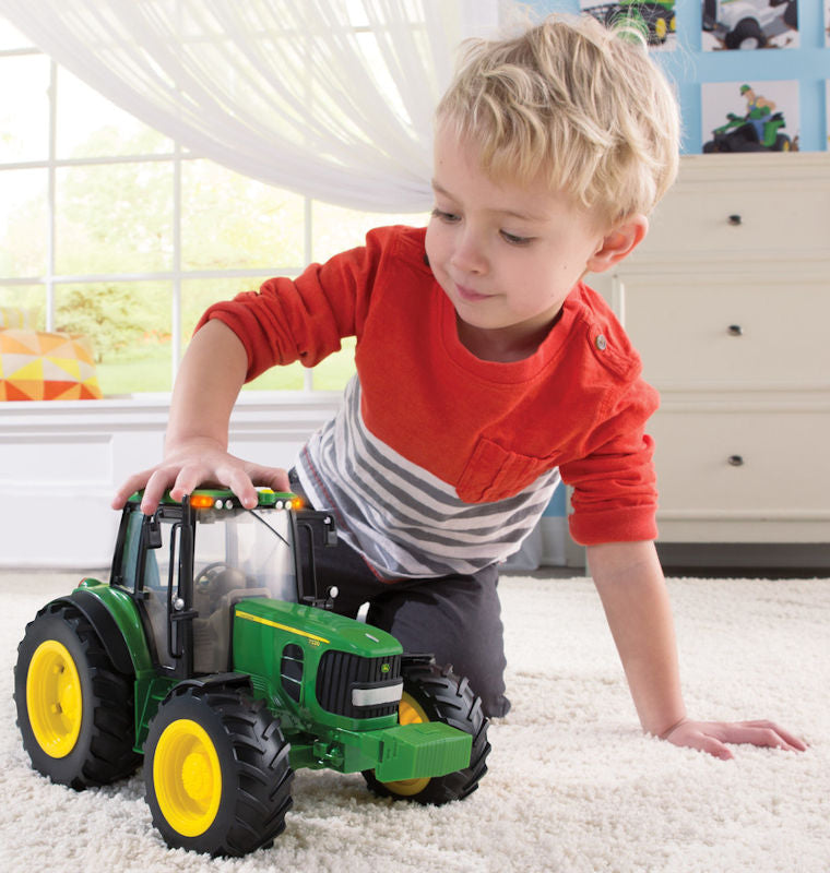 Ertl 46096 1/16 John Deere 7330 Tractor, Big Farm Series