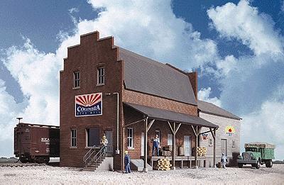 Walthers Cornerstone 3090 HO Columbia Feed Mill Kit