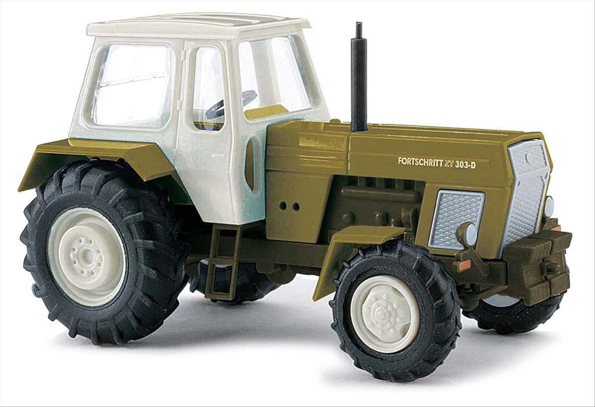 Busch 42849 HO Scale Fortschritt ZT303 Tractor, Green
