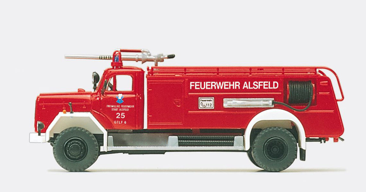 Preiser 31260 HO Magirus F200D ZB 6 Water Container Truck