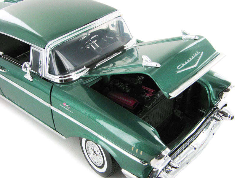 Motormax 73180AC-DGR 1/18 1957 Chevrolet Bel Air, Dark Green