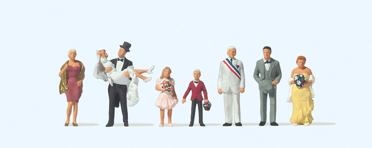 Preiser 10790 HO Scale Wedding Couple with Guests Figure Set