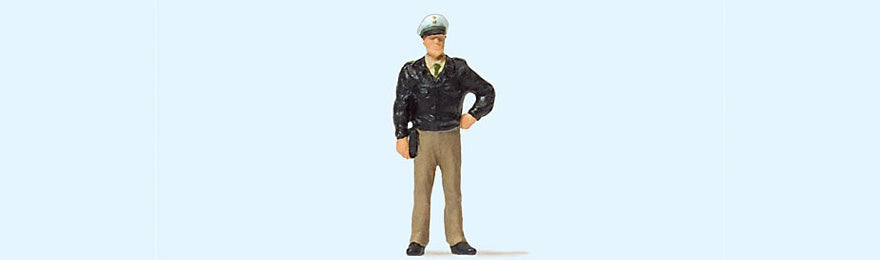 Preiser 28114 HO Scale German Traffic Policeman Figure
