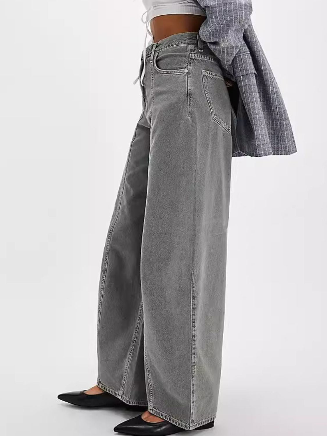 Wide Leg Jeans with Pockets