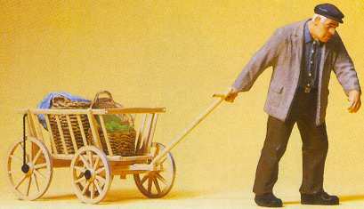 Preiser 45109 G Scale Pedestrians Man Pulling Hand Cart