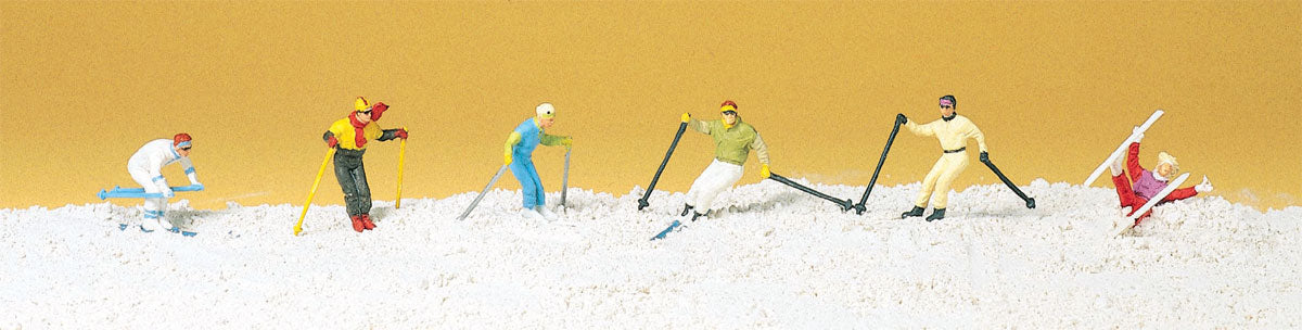 Preiser 10313 HO Scale Downhill Skiers Figure Set
