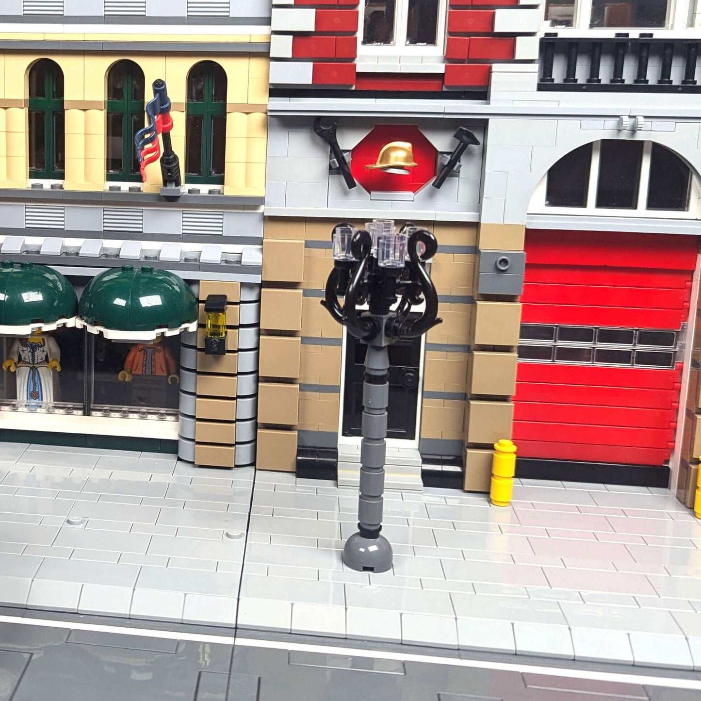 Gray & Black Spiral Lamppost - Building Set - Made Using LEGO® Parts