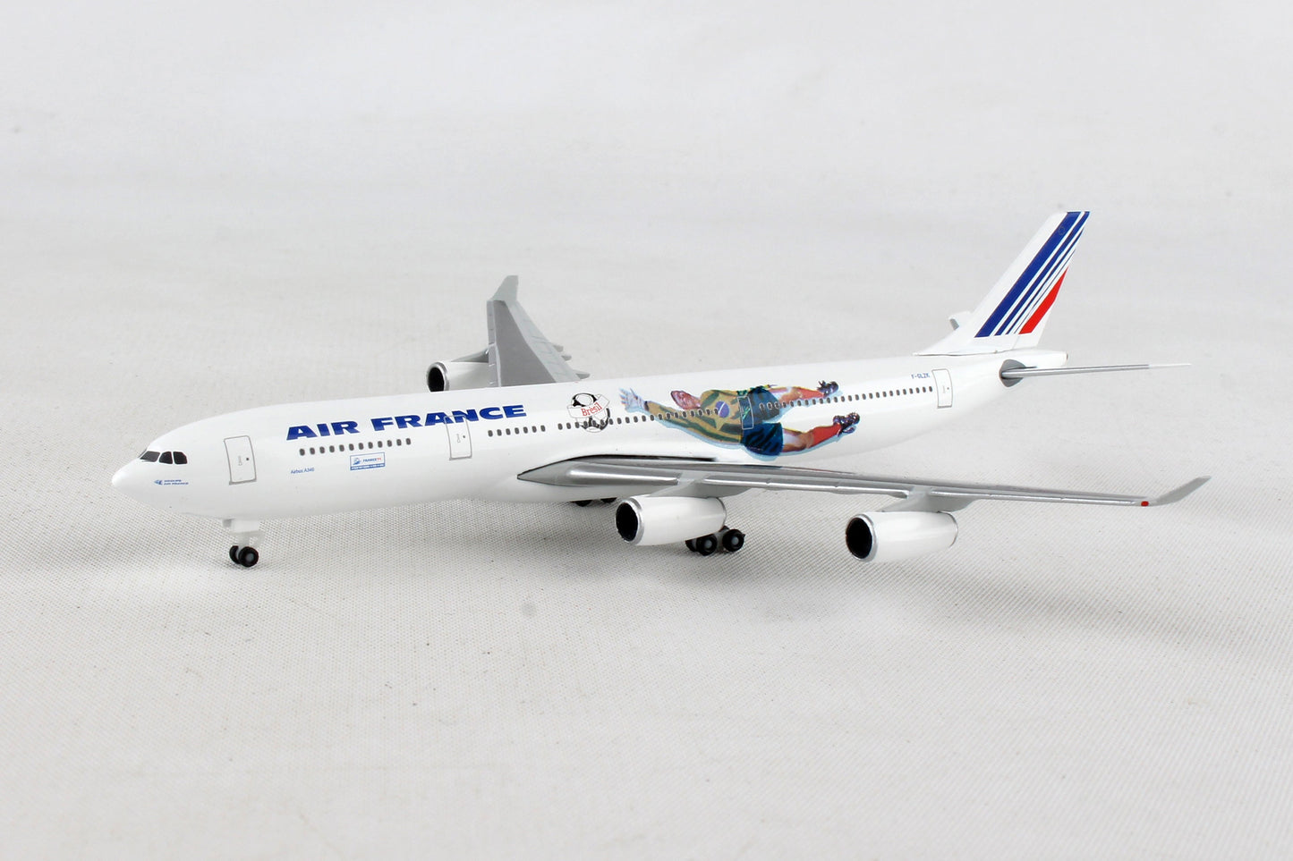 Herpa Wings HE531412 Air France A340-300 1/500 France 1998 Brazil/Columbia