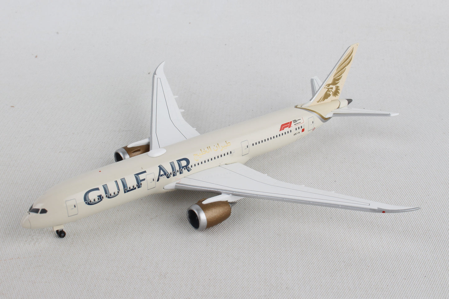 Herpa Wings HE532976 Gulfair 787-9 1/500 New Livery