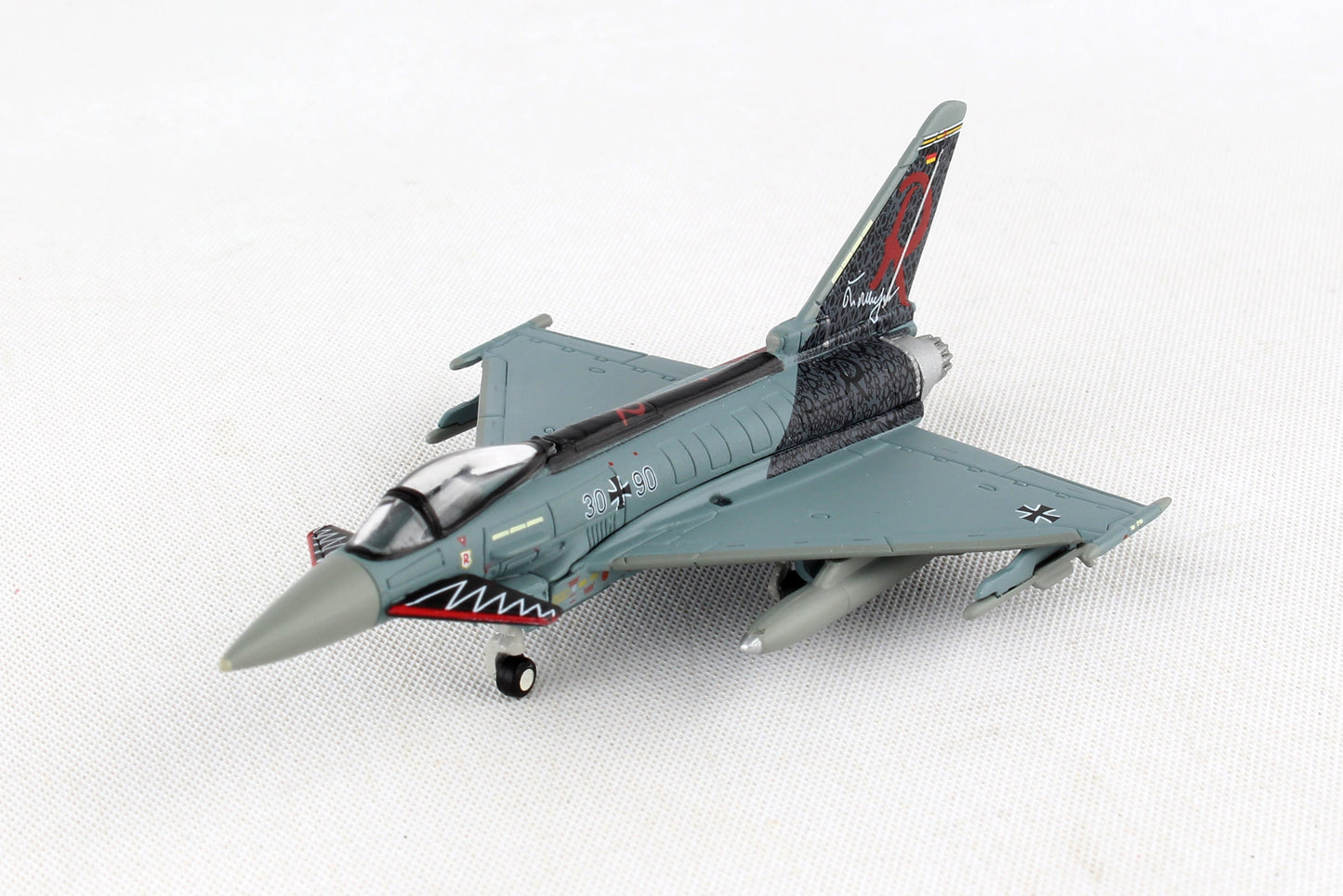 Herpa Wings HE558198 Luftwaffe Eurofighter Typhoon 1/200 Taklwg71