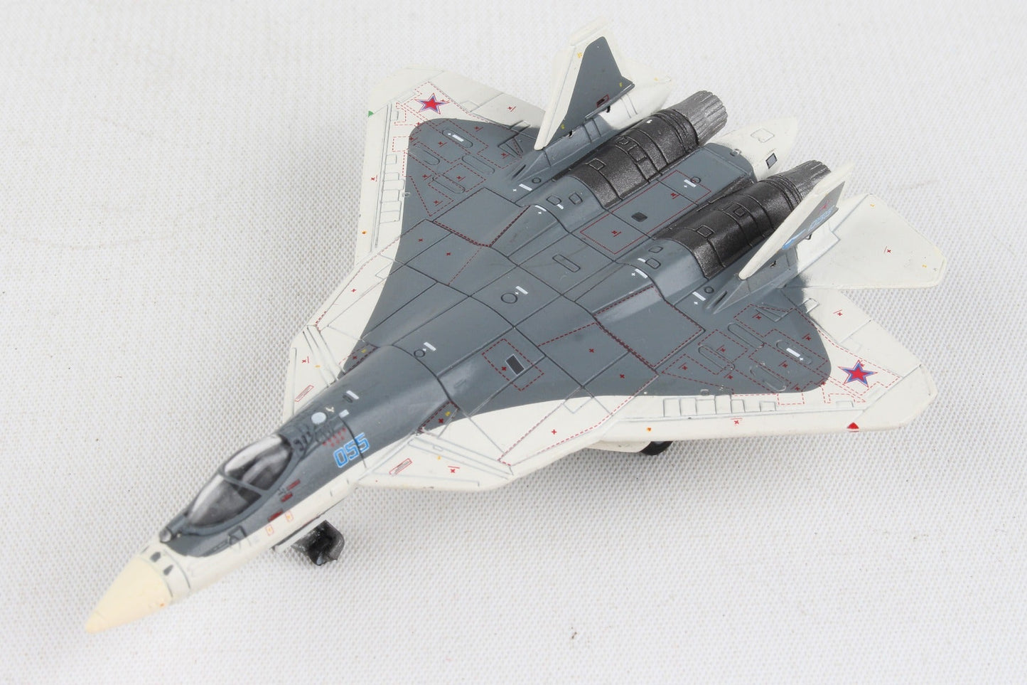 Herpa Wings HE559751 Sukhoi T-50 1/200 White Shark