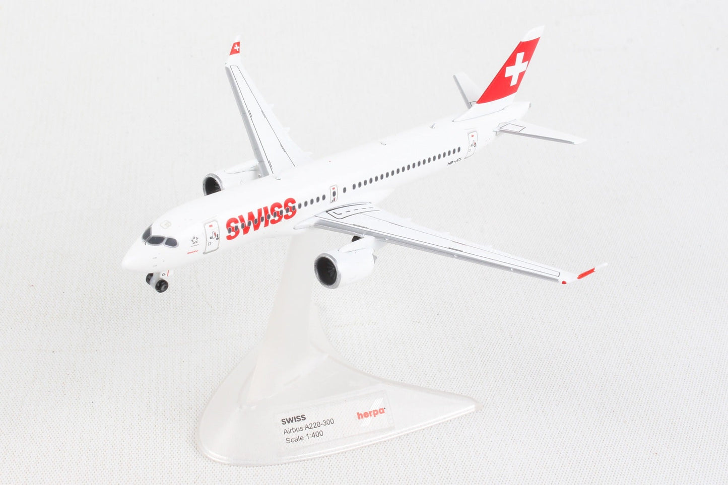 Herpa Wings HE562614-001 Swiss A220-300 1/400