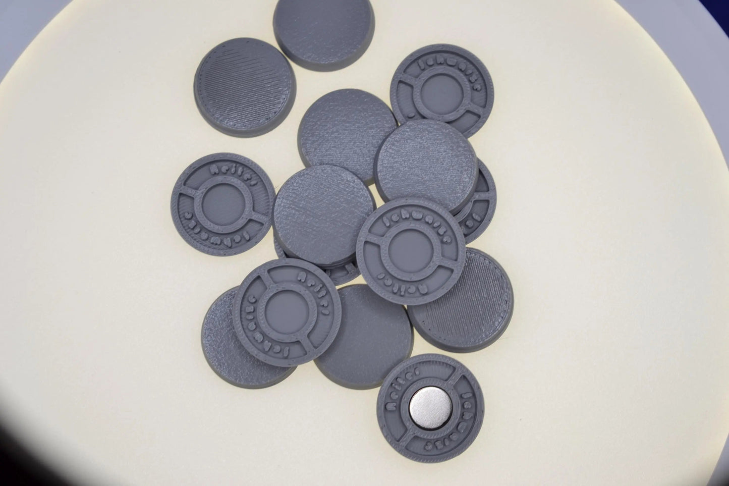 28mm Magnet Compatible Bases for Miniatures, NO Magnets Included, STL Printed Bases, Mini Bases, Magnetic, PLA Bases, 2mm bracing