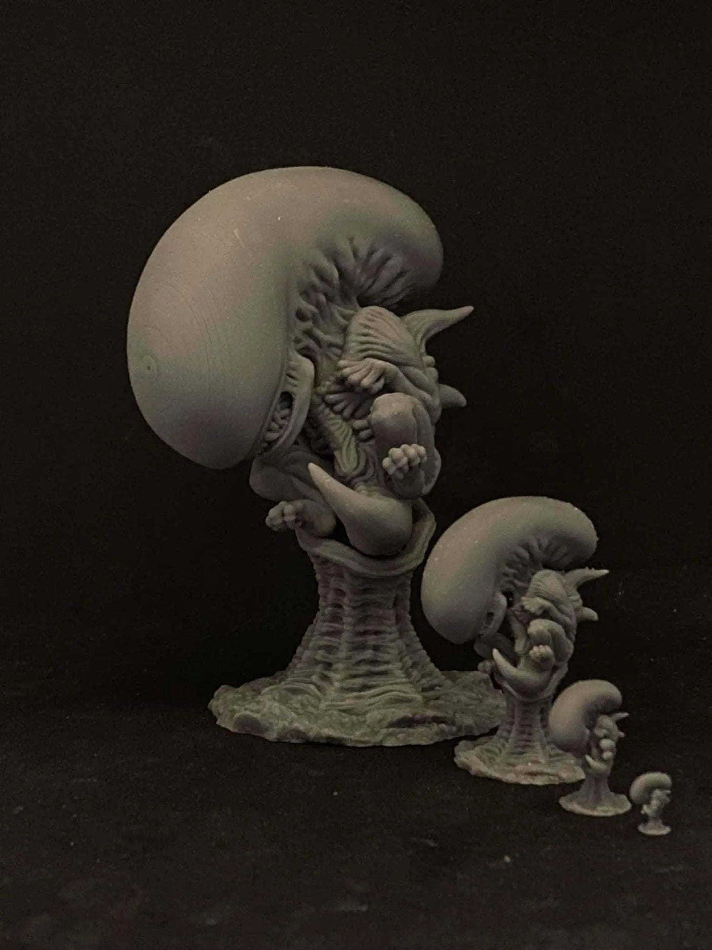 Xeno Baby by Papsikels Miniature, 4 Sizes, 28/32mm Heroic Scale, War Gaming, Proxy, Aliens, Alien, Xenomorph, Table Top