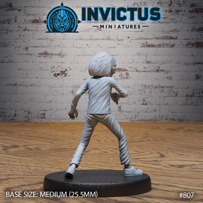 Midnight Menace by Invictus Miniatures 28/32mm scale, 30mm tall, Miniature Figure, Games, Saw, Jigsaw