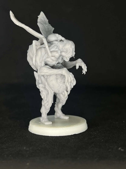 Malignant Fly Grail Thralls by Papsikels Miniature, 4 Figures, 28/32mm Scale, War Gaming, Proxy for Trench Crusade