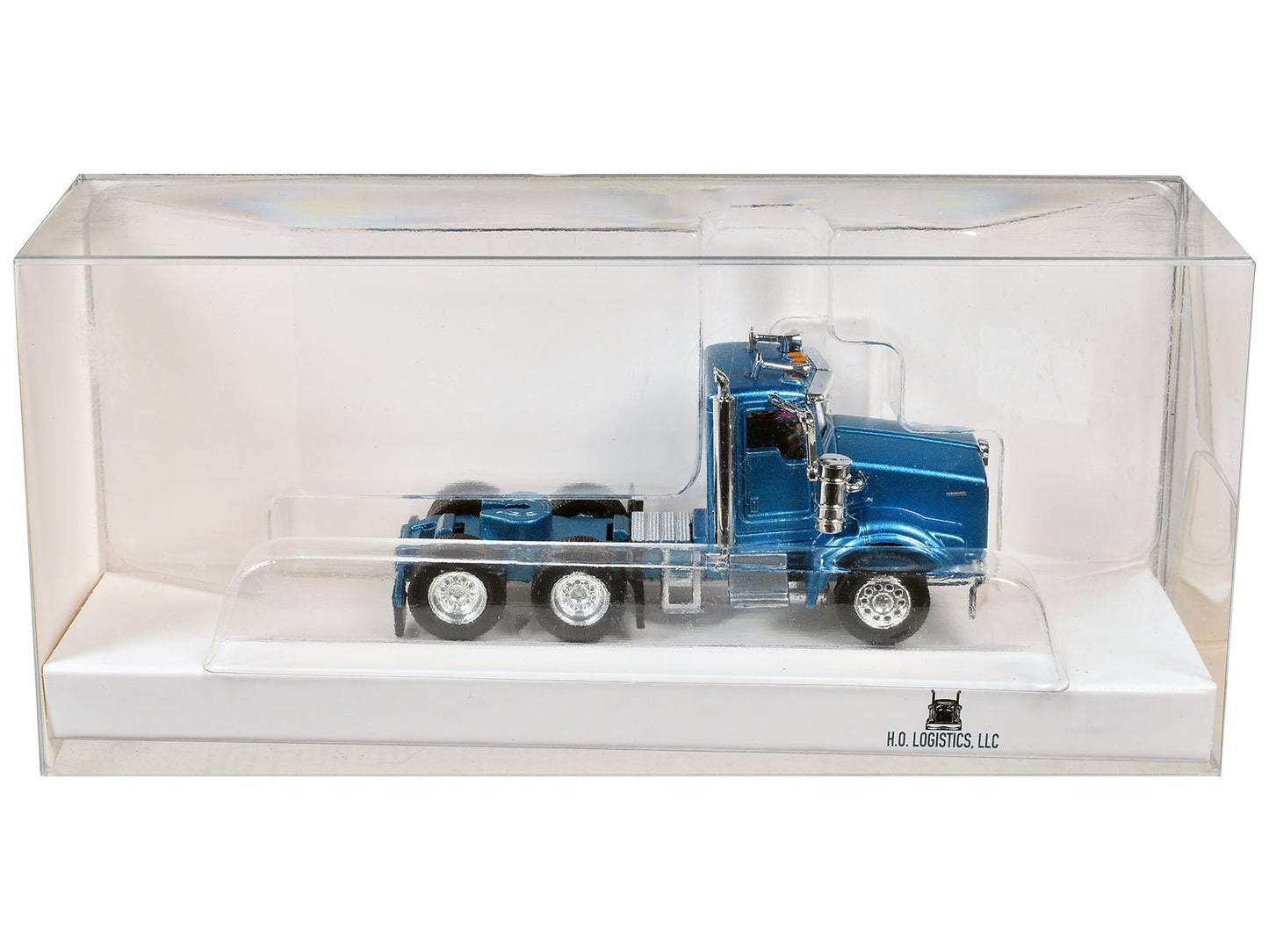 Kenworth T800 Day Cab Blue Metallic 1/87 (HO) Scale Plastic Model Car by HO Logistics  free shipping USA