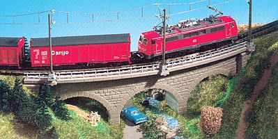 Kibri 37662 N Scale Curved Stone Viaduct -- Gray Radius 2 = 220-228.5mm, 45 Degrees; 7-1/4 x 1-1/2"  18.1 x 3.8cm