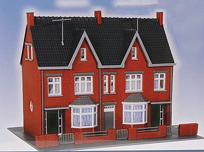 Kibri 38323 HO Scale Bussardstrasse House -- 5-13/16 x 4-3/16 x 4-3/16"  14.5 x 10.5 x 10.5cm