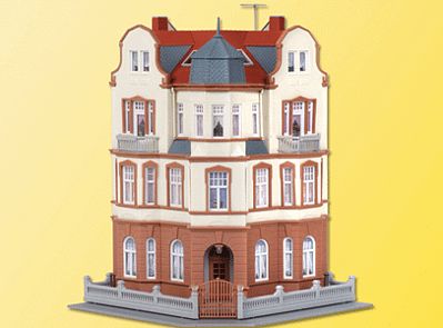 Kibri 39100 HO Scale Eckhaus Diplomat Villa in Bonn -- 5-5/16 x 5-5/16 x 7-1/8"  13.5 x 13.5 x 18cm