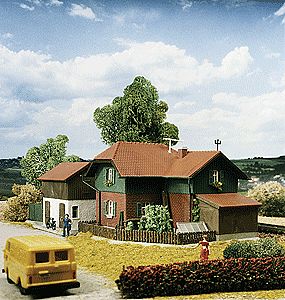 Kibri 39320 HO Scale Valley Gatekeeper -- 5-1/8 x 4-11/32 x 3-3/8"  13 x 11 x 8cm; 4-3/4 x 2-3/8 x 2-3/8"  12 x 6 x