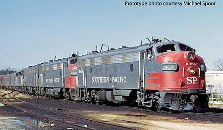 Walthers Proto 920-49531 HO Scale EMD FP7 Standard DC -- Southern Pacific(TM) 6461 (gray, red, white)
