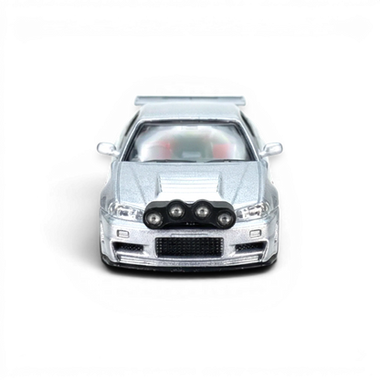 Street Weapon Nissan R34 GT-R Silver Snow Drift 1:64