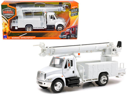 International 4200 Digger Service Truck White "Long Haul Trucker" Series 1/43 Diecast Model by New Ray  free shipping USA