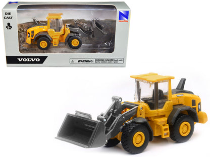 Volvo L60H Wheel Loader Yellow Diecast Model by New Ray  free shipping USA