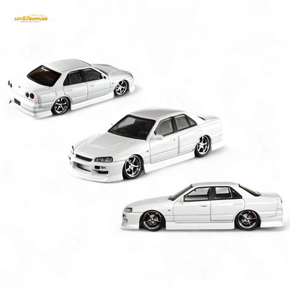 Mortal ER34 SKYLINE URAS Pearl White 1:64