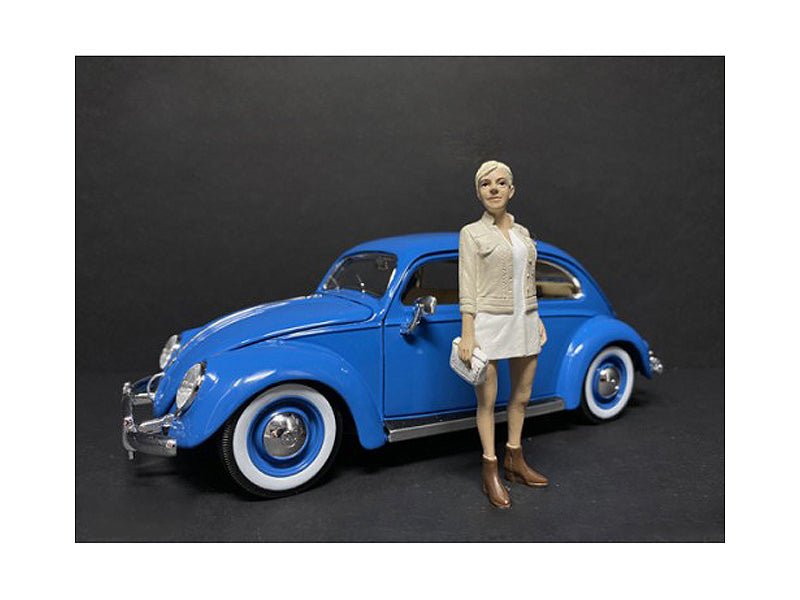 "Partygoers" Figurine IV for 1/24 Scale Models by American Diorama  free shipping USA