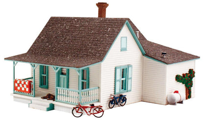 Woodland Scenics PF5206 N Country Cottage Structure Kit