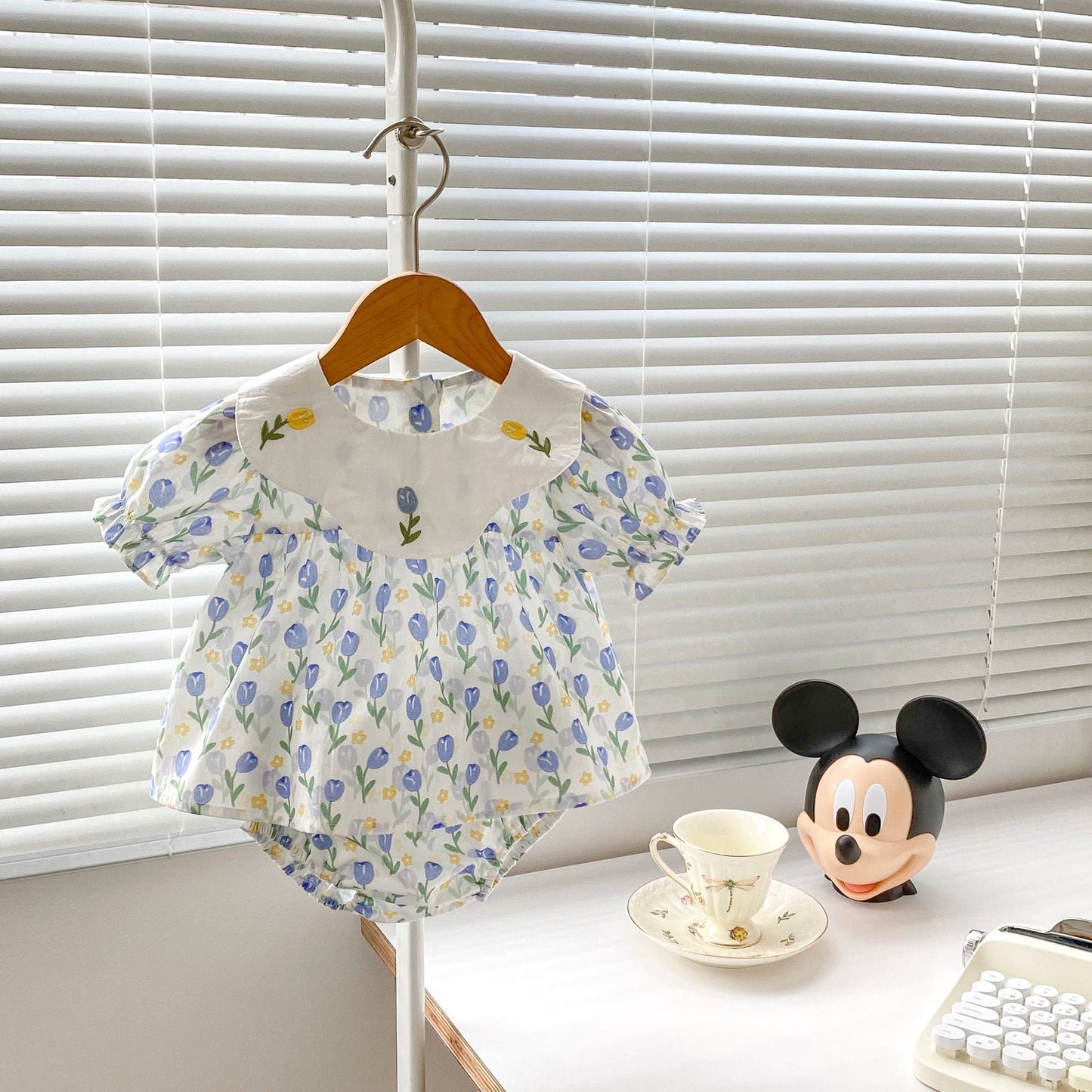 Baby All Over Flower Graphic Embroidered Doll Neck Crewneck Top With Shorts Sets by MyKids-USA™