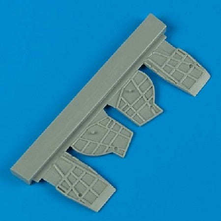 Quickboost 72354 1/72 SB2C Undercarriage Covers for ACY (D)