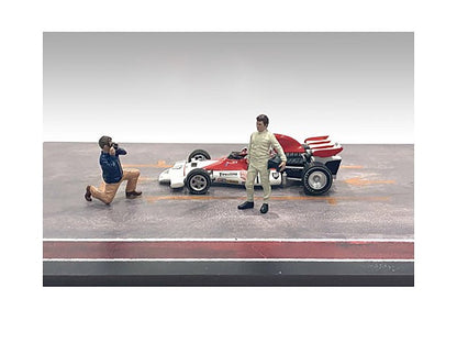"Race Day" Two Diecast Figures Set 1 for 1/43 Scale Models by American Diorama  free shipping USA