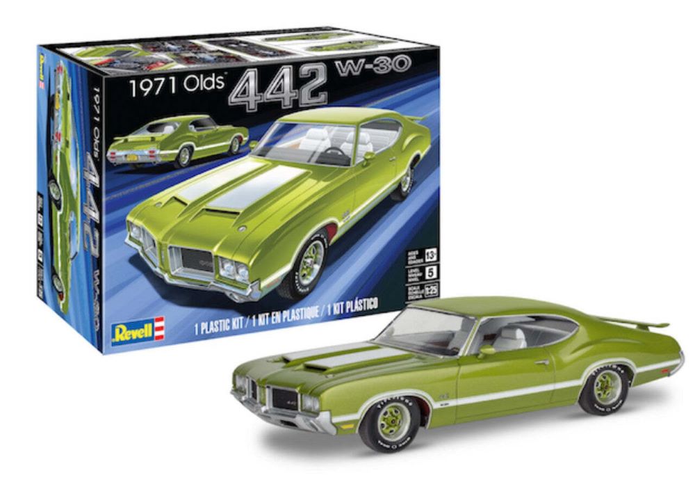 Revell 4511 1/25 1971 Oldsmobile 442 W30