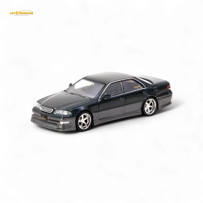 Tarmac Works VERTEX Toyota Mark II JZX100 Dark Green Metallic 1:64
