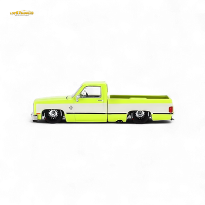 Mini GT x Kaido House Chevrolet Silverado FLO YELLOW 1:64 KHMG112