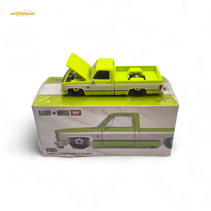 Mini GT x Kaido House Chevrolet Silverado FLO YELLOW 1:64 KHMG112