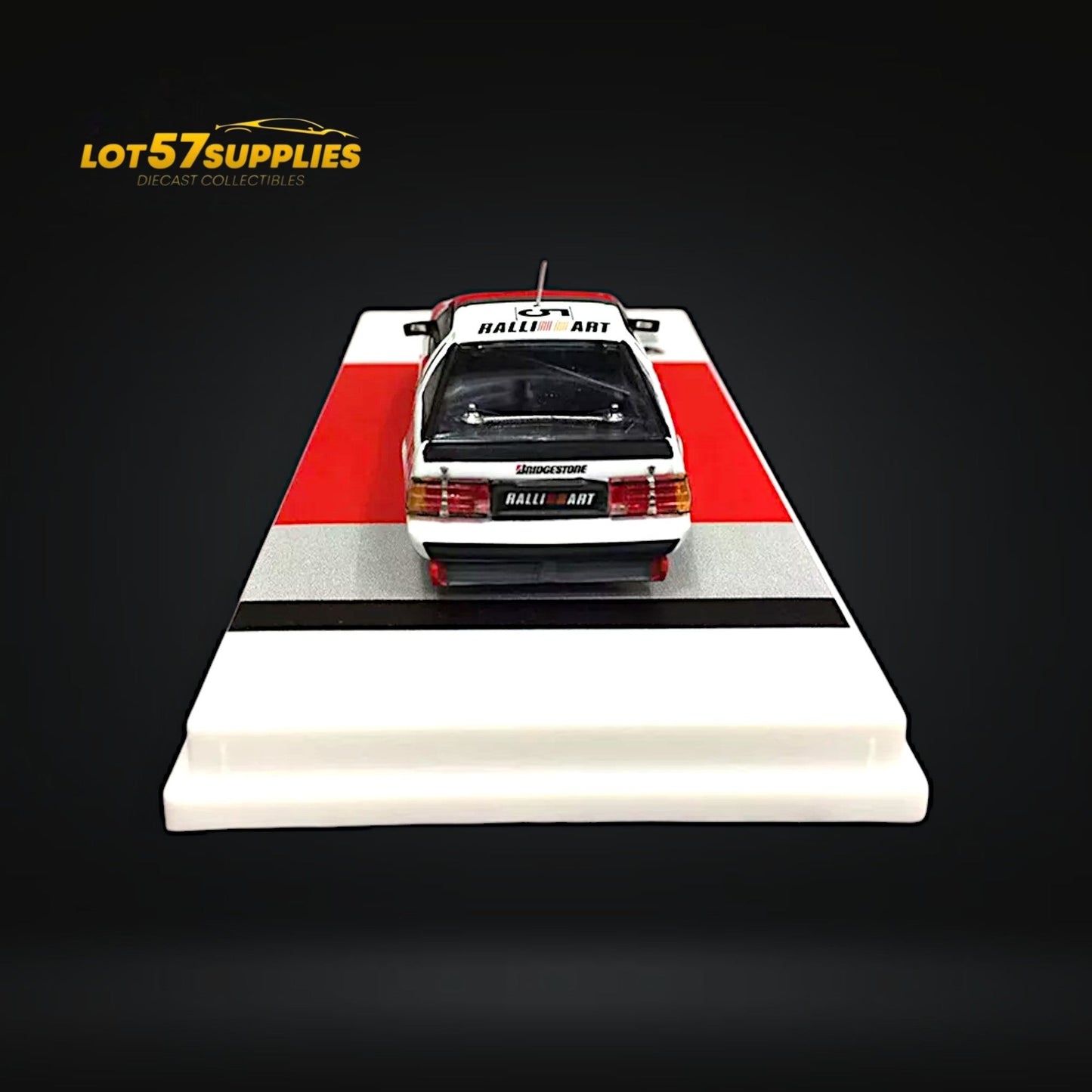 Tarmac Works Mitsubishi Starion Macau Guia Race 1988 #5 1:64