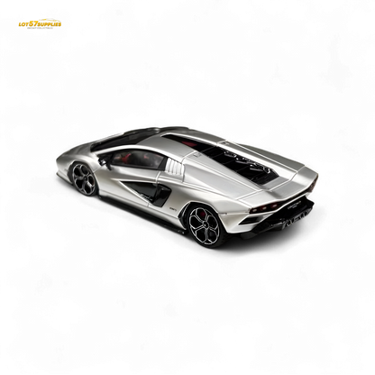 FuelMe Model Lamborghini Countach LPI 800-4 Argento Luna 1:64
