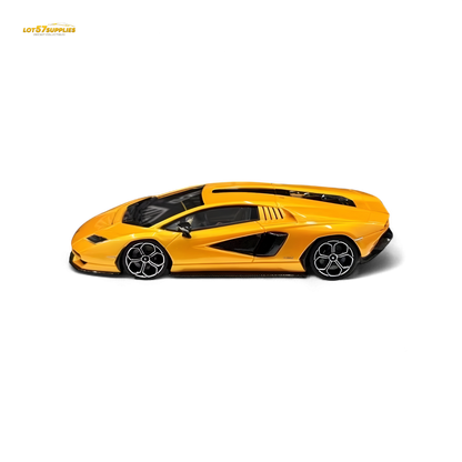 FuelMe Model Lamborghini Countach LPI 800-4 Arancio Aten 1:64